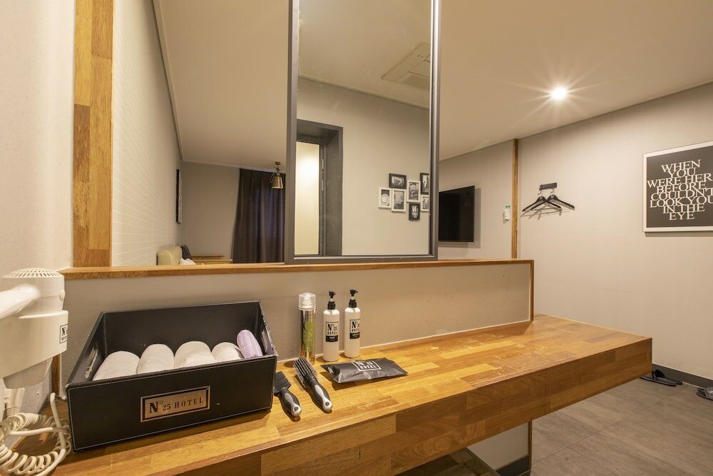 Фото Calm Rest Hotel