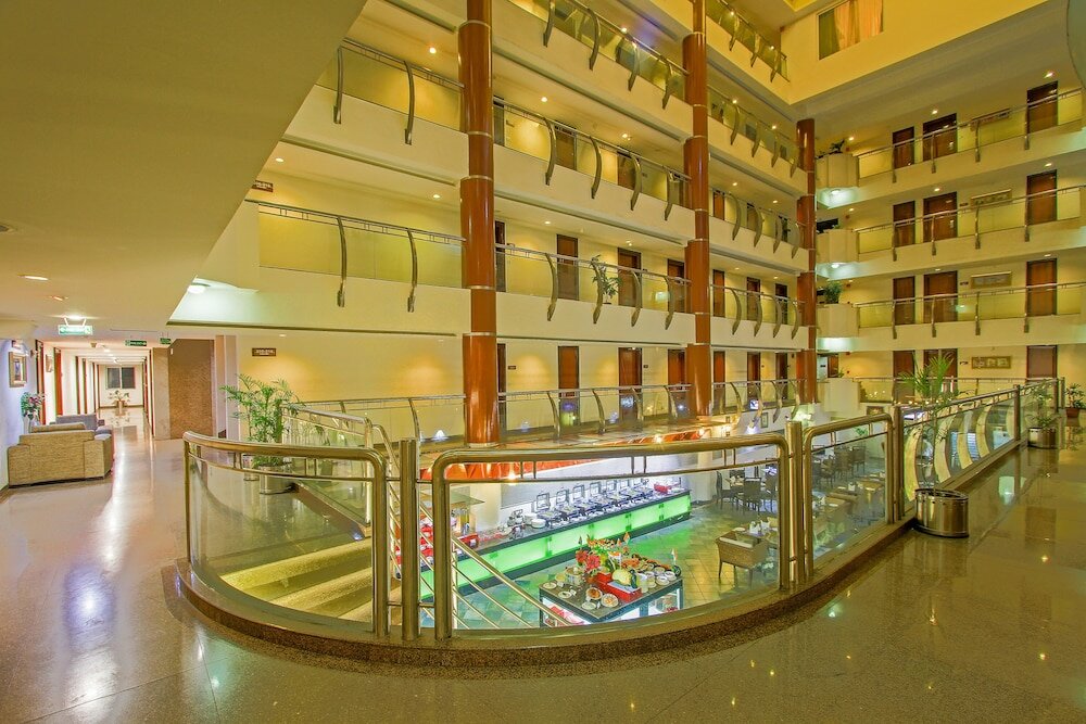 Фото Citadel Sarovar Portico Bengaluru