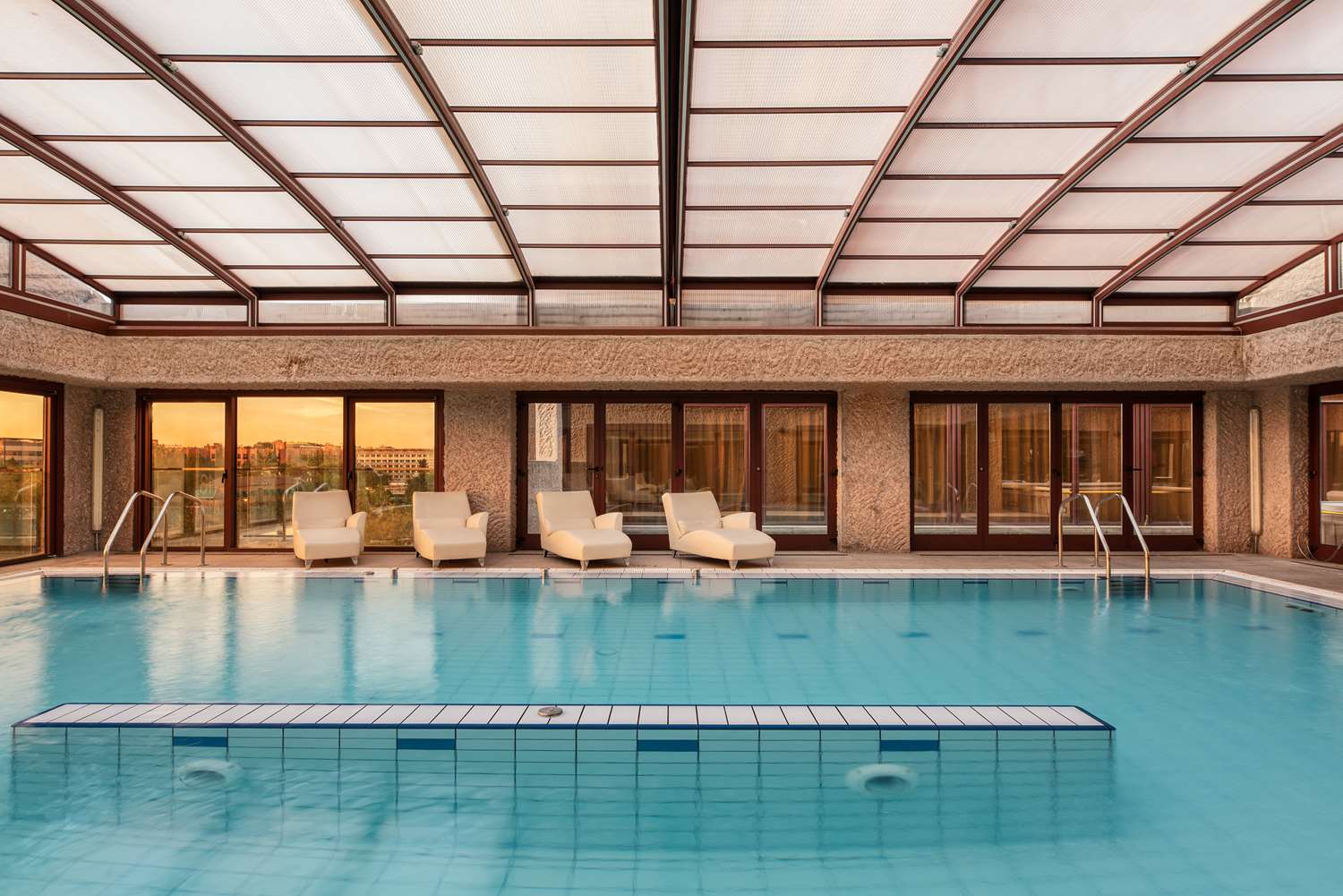 Фото Hilton Madrid Airport