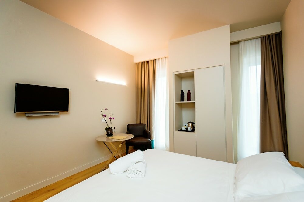 Фото Hotel Politeama