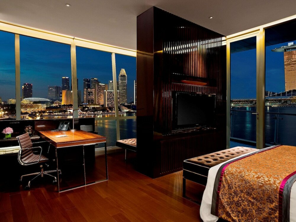 Фото Fullerton Bay