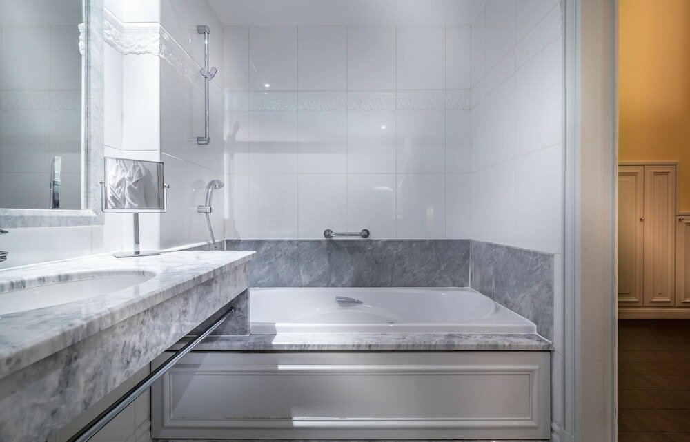 Фото Hôtel le Lavoisier