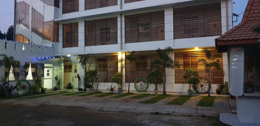 Фото Hotel Crown Plaza Katunayake