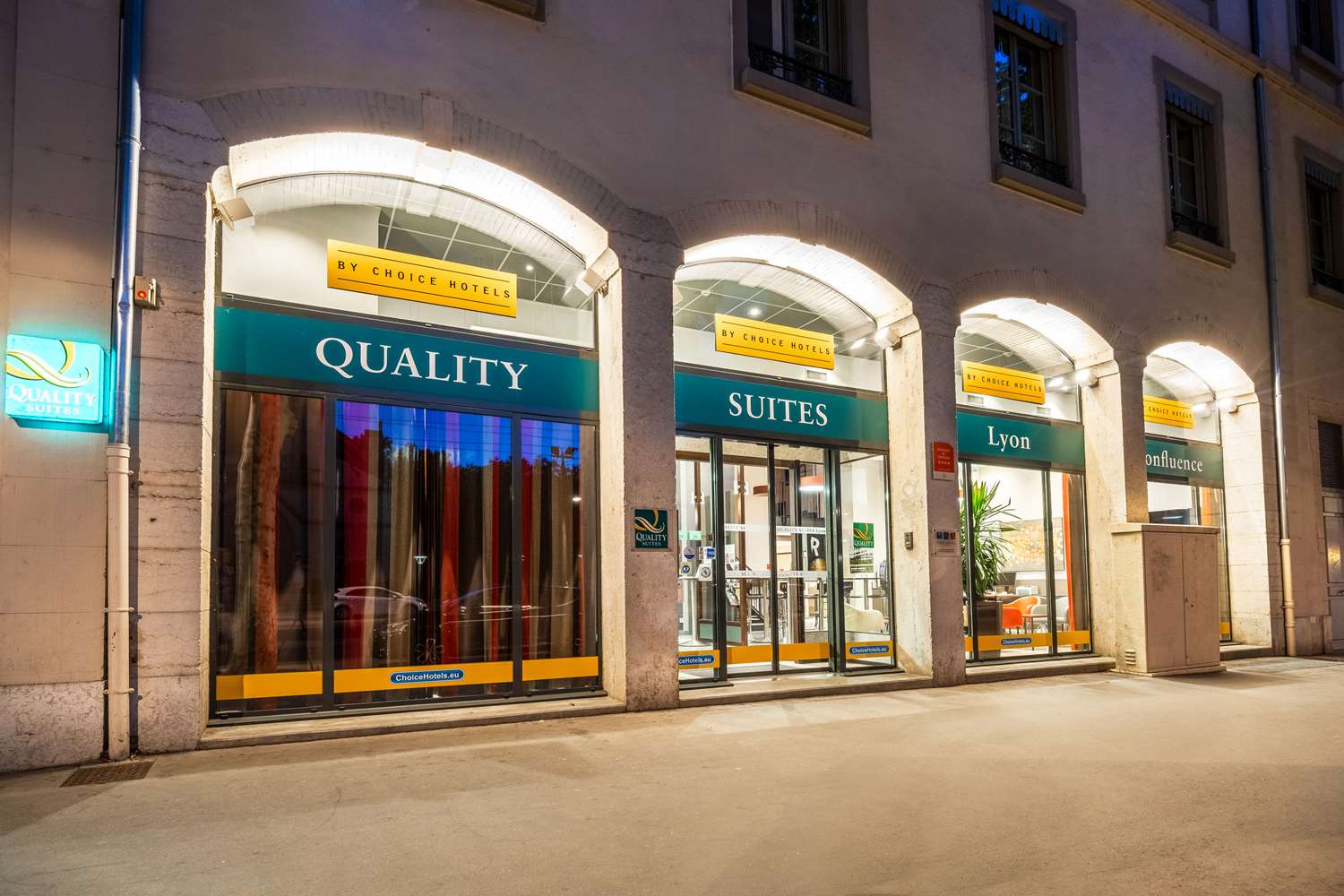 Фото Adagio Lyon Patio Confluence