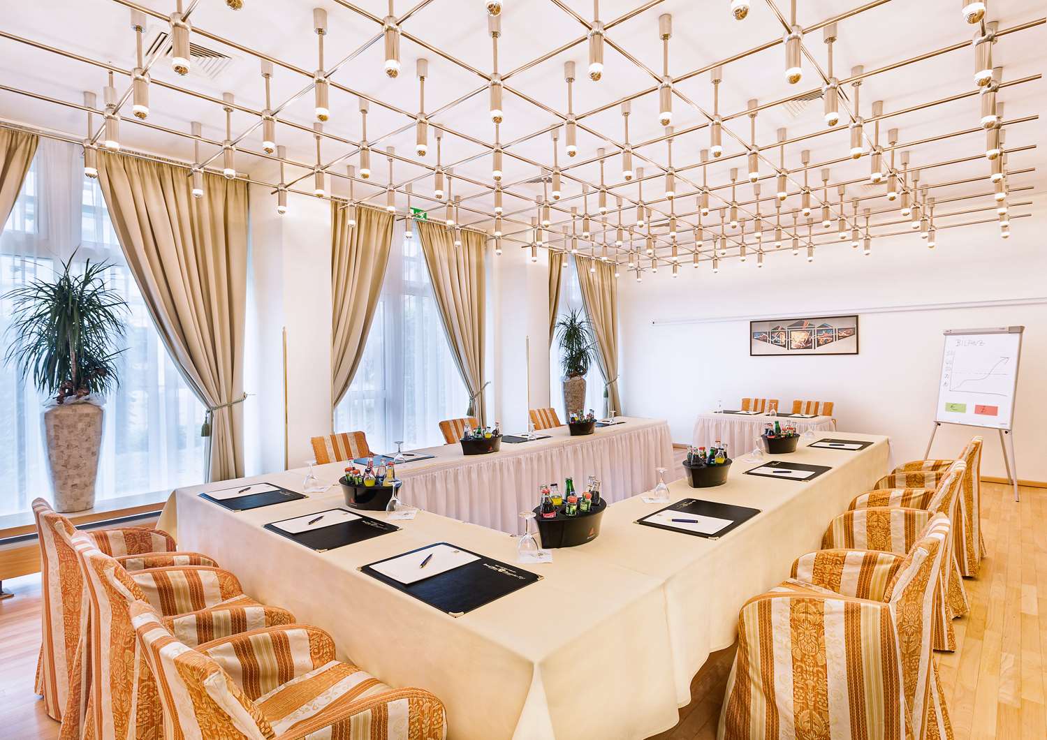 Фото Best Western Premier Grand Hotel Russischer Hof