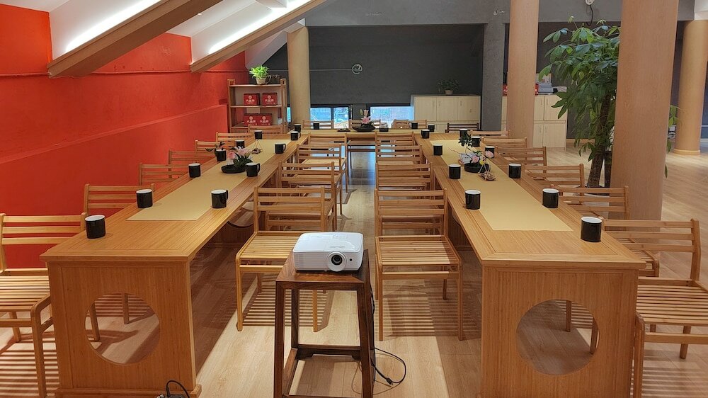 Фото Chengdu Wenjun courtyard Hotel