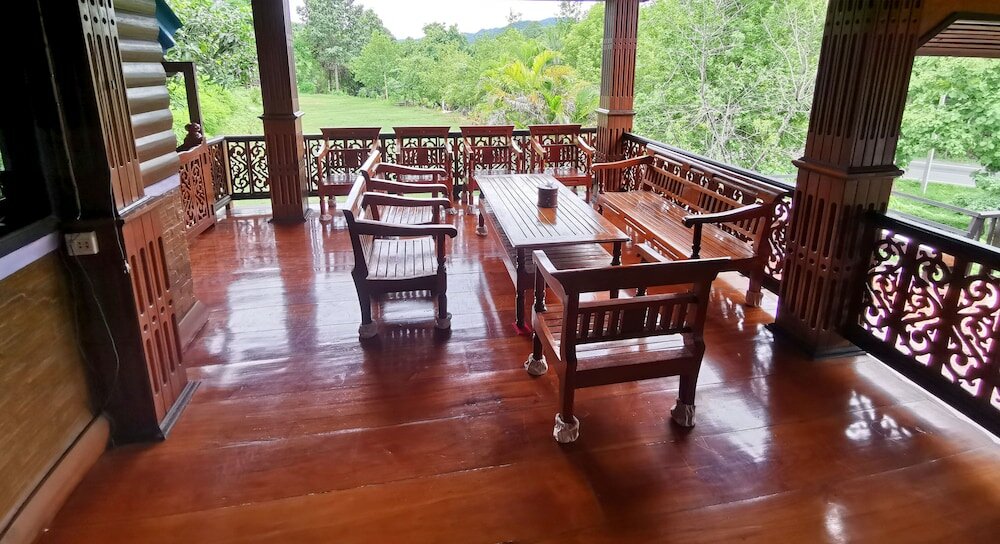 Фото Banphu Montalang Resort