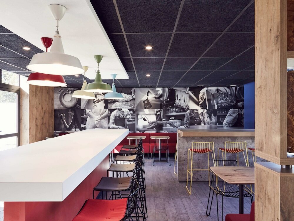 Фото Hôtel ibis Aix EN Provence