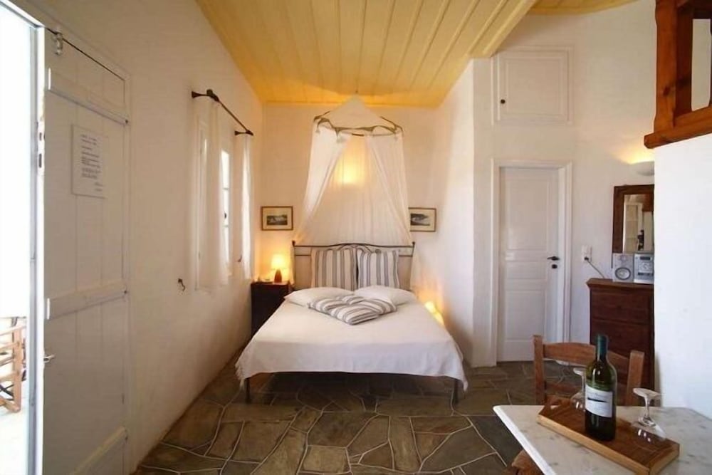 Фото Lighthouse Hotel