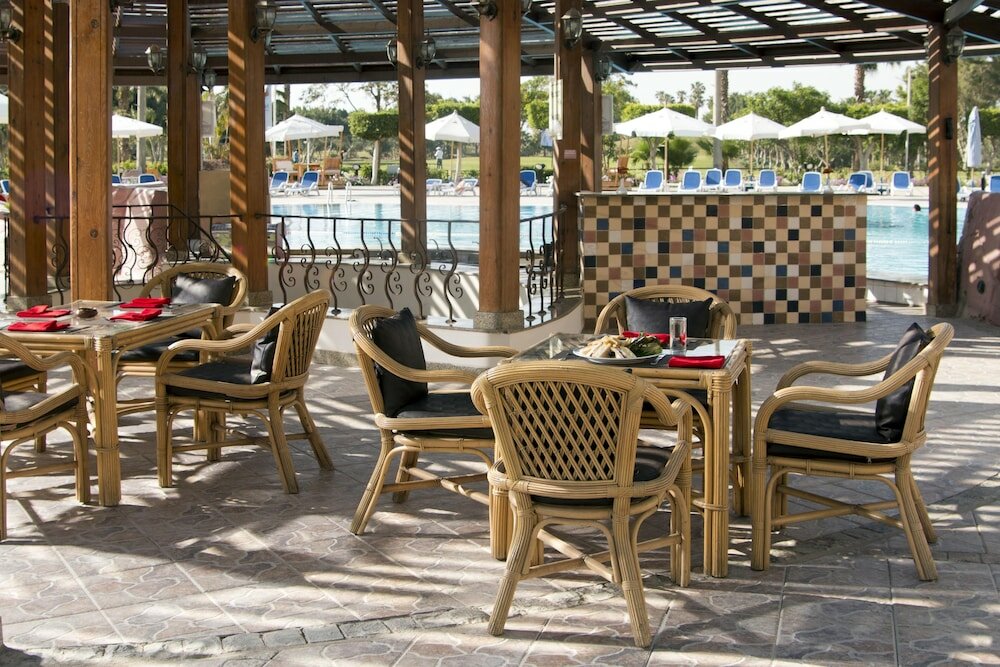 Фото Swiss Inn Pyramids Golf Resort