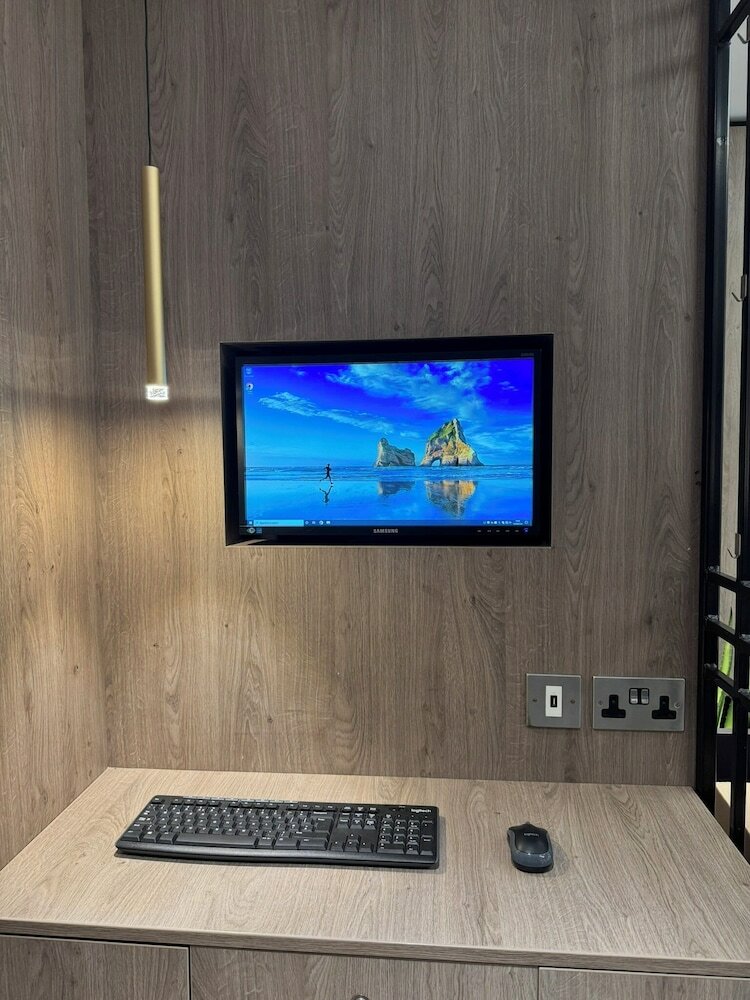 Фото Best Western Kensington Olympia Hotel