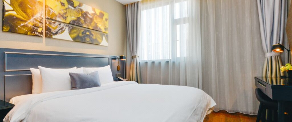 Фото Yitel Premium Shanghai Lujiazui Yuanshen Road Subway Station