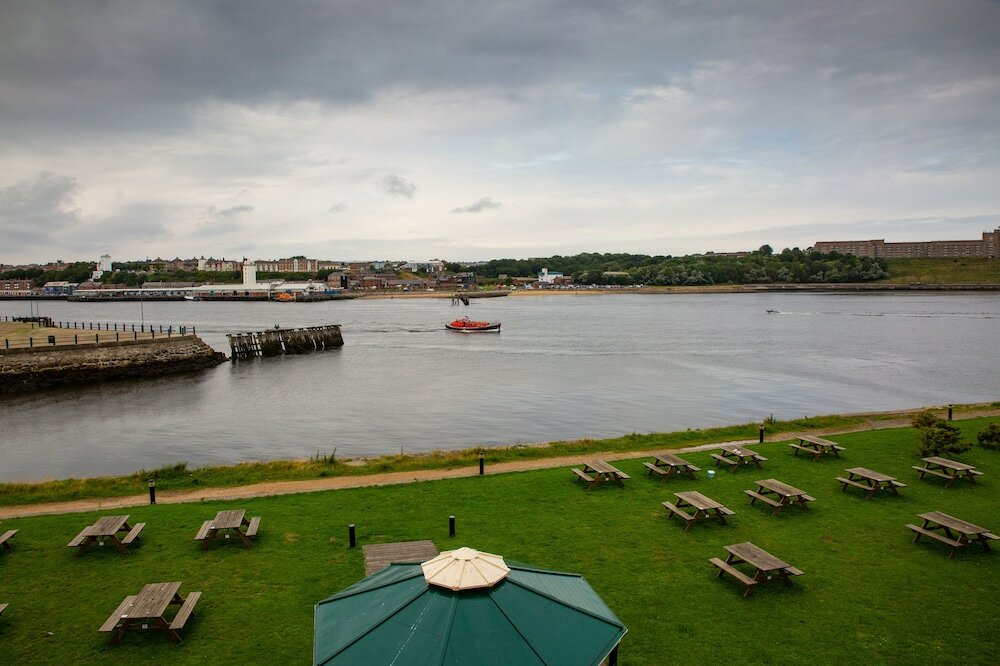 Фото Little Haven Hotel