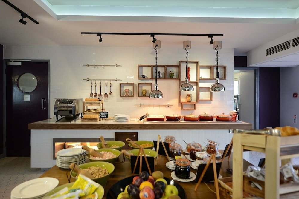 Фото Holiday Inn Wolverhampton - Racecourse, an Ihg Hotel