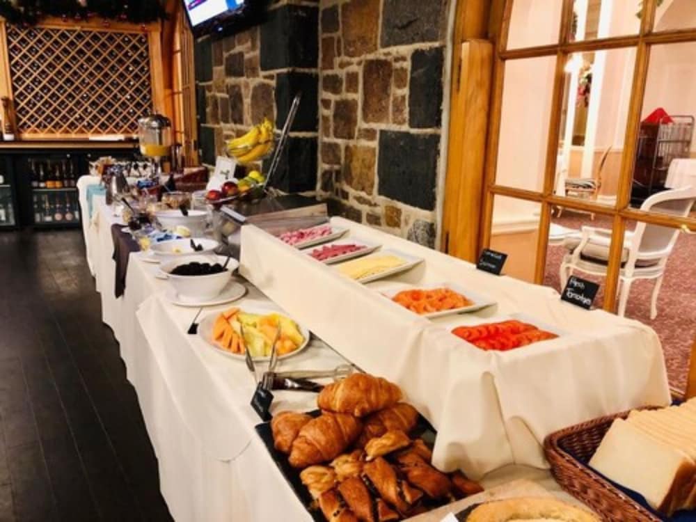 Фото Best Western Moores Central Hotel