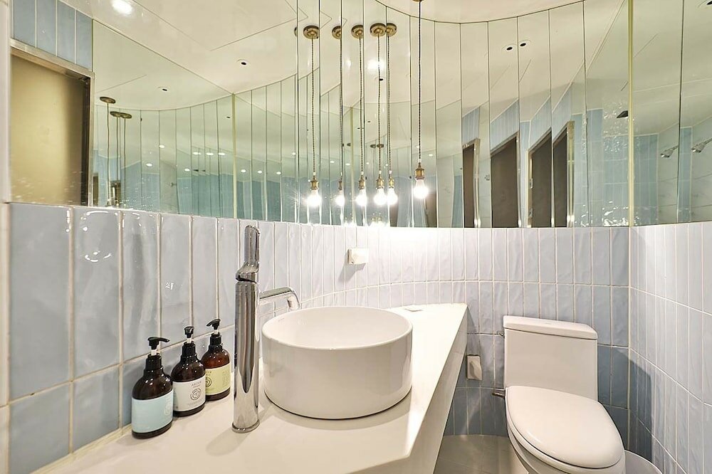 Фото Hotel Londoner Yongwon