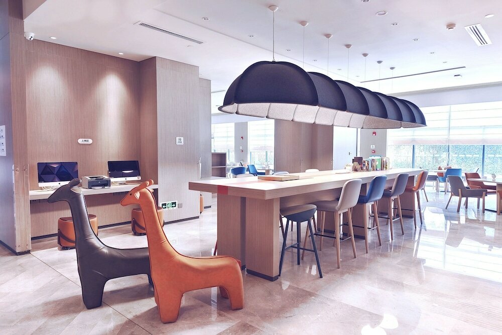 Фото Holiday Inn Express Kunming West, an Ihg Hotel