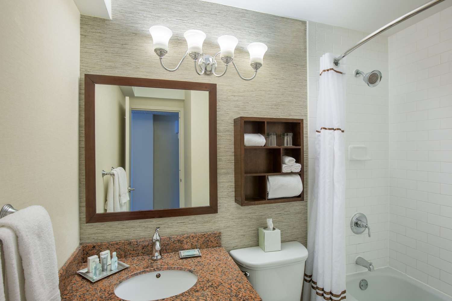 Фото Wyndham Philadelphia Historic District