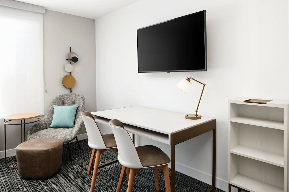 Фото TownePlace Suites Tampa Casino Area