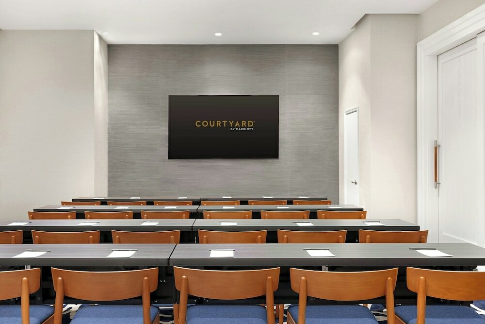 Фото Courtyard by Marriott New York Manhattan Chelsea