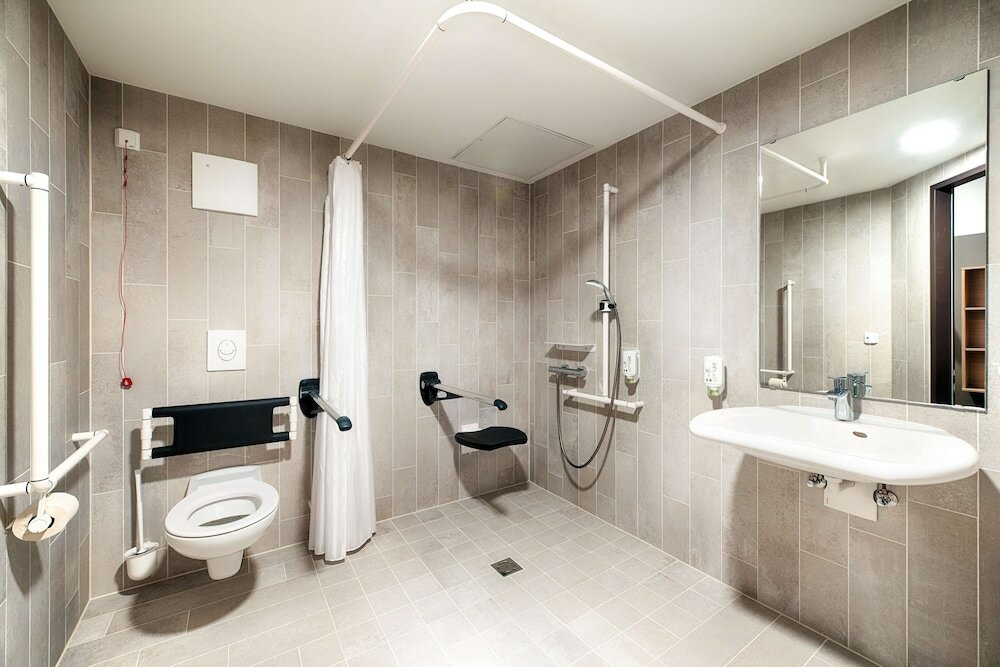 Фото B&b Hotel Wien-Meidling