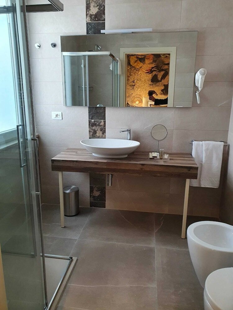 Фото Amsterdam Suite Hotel & SPA