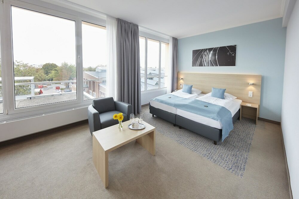 Фото Ghotel hotel & living Göttingen