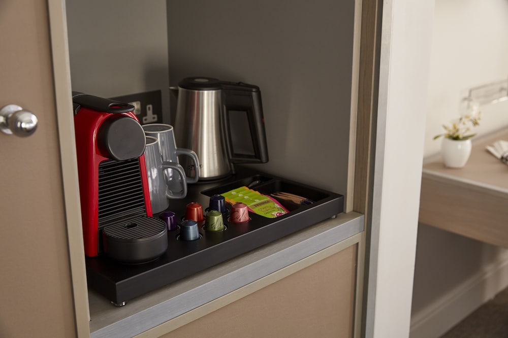 Фото 54 Queens Gate Hotel