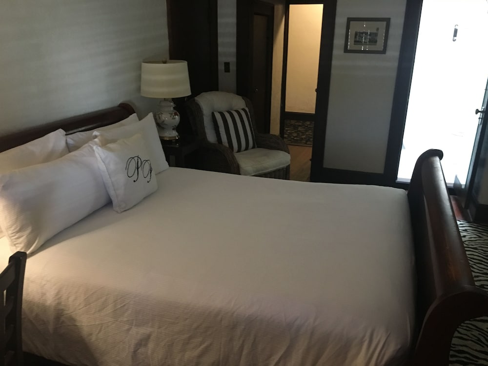 Фото Park Plaza Hotel