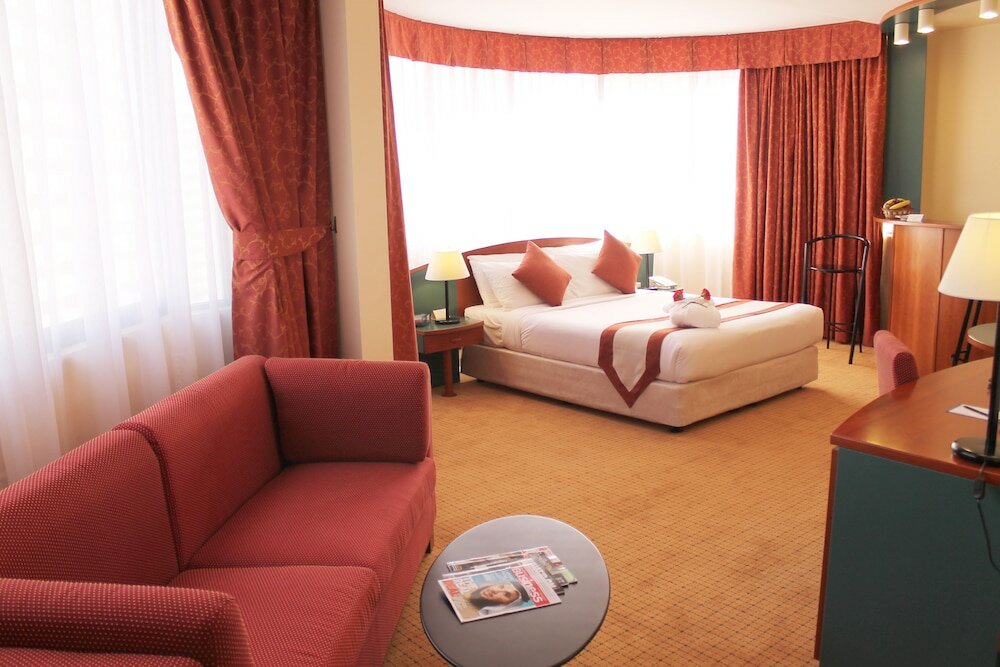 Фото отеля 2