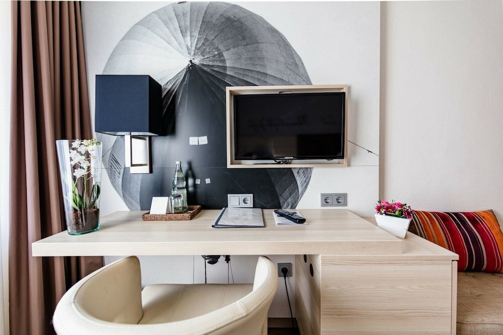 Фото Hotel Zum Zeppelin