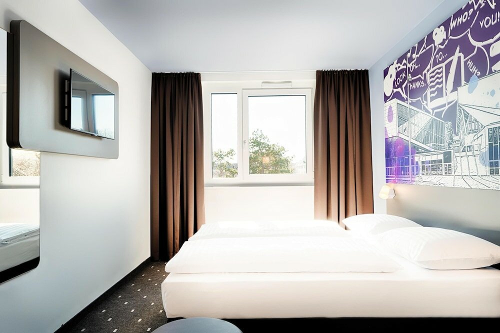 Фото B&b Hotel Wien-Stadthalle