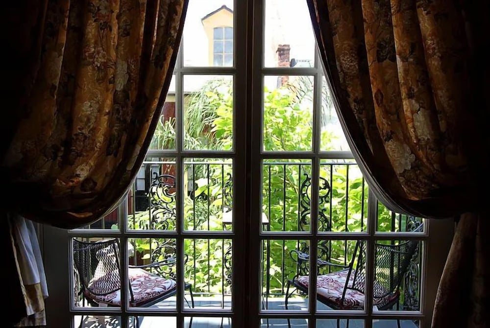 Фото The Olivier House Hotel