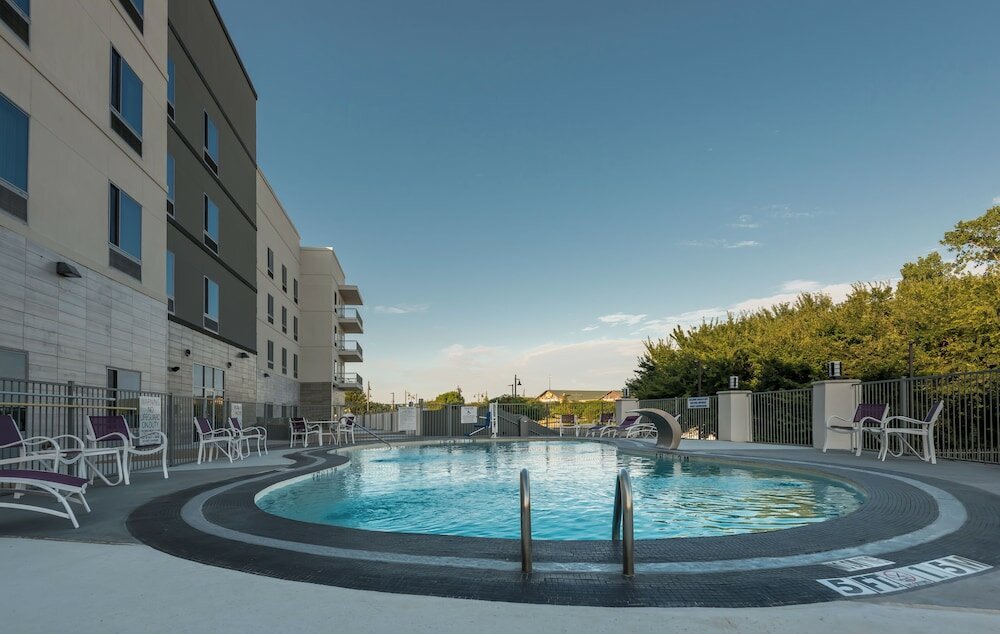 Фото Holiday Inn Express & Suites Garland E - Lake Hubbard I30, an Ihg Hotel