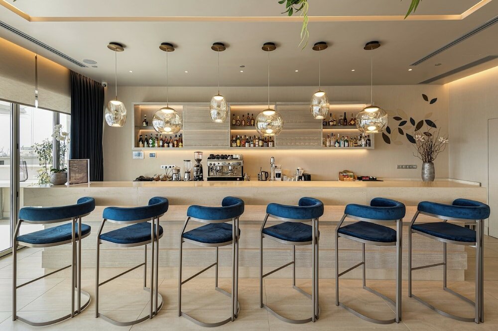 Фото Holiday Inn Thessaloniki Hotel