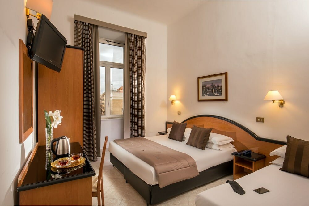 Фото Hotel Sonya