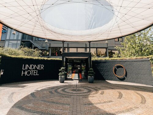 Внешний вид отеля Lindner Hotel Dusseldorf Seestern, part of JdV by Hyatt в Дюссельдорфе, фото 2