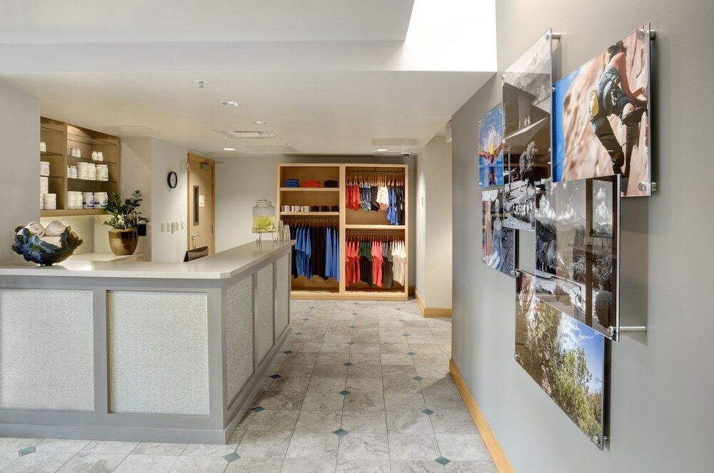 Фото Garden of the Gods Resort and Club