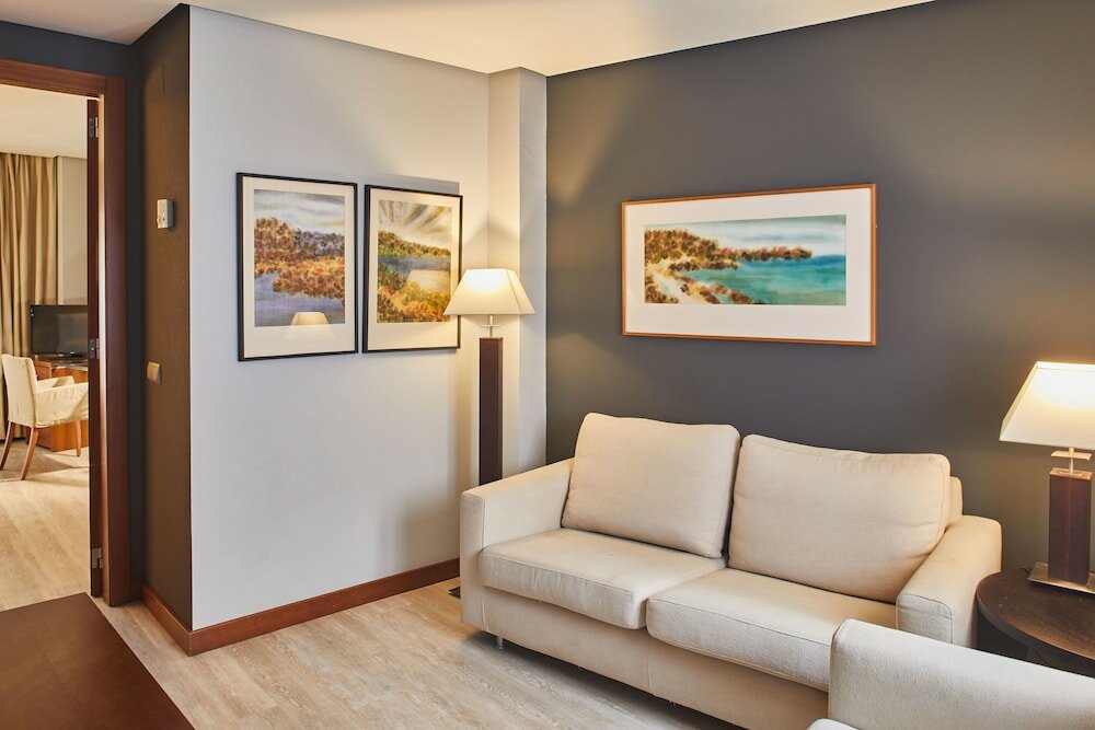 Фото Hotel Silken Coliseum