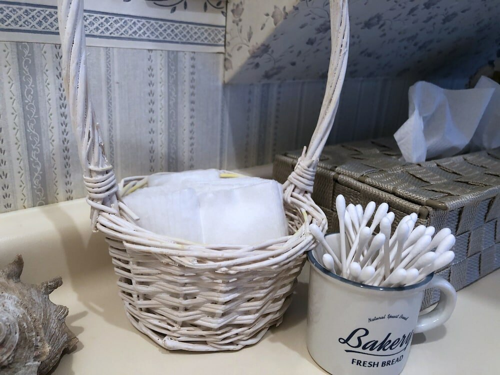 Фото Iza Kamakura Guest House & Bar