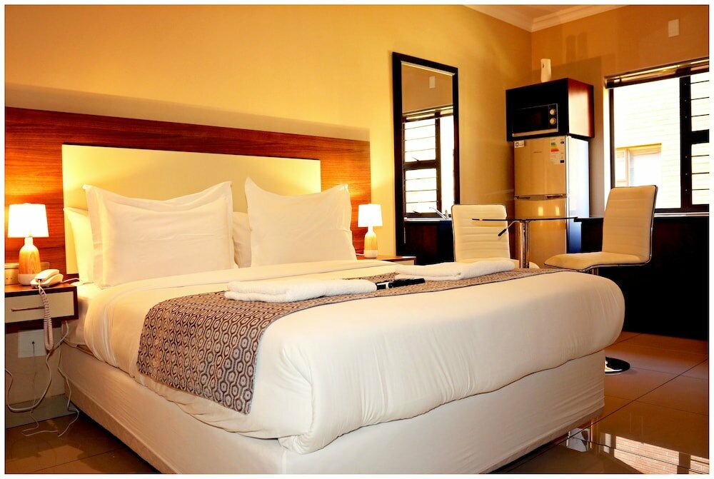 Hotel Eagle Nest Luxury Accommodation, Earth, photo