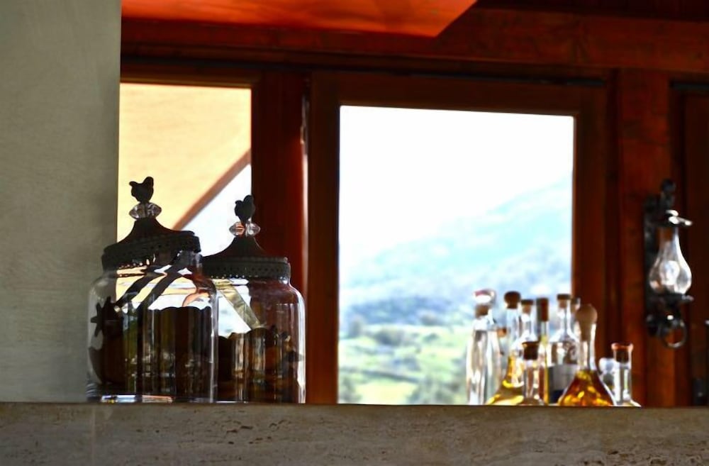 Фото Hotel Bucaneve