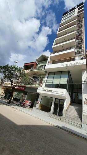 Гостиница Queen Hotel Ninh Binh в Ниньбине