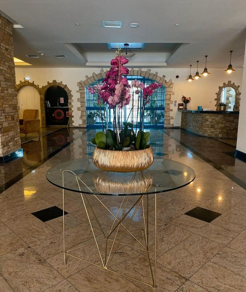 Фото Navarria Hotel