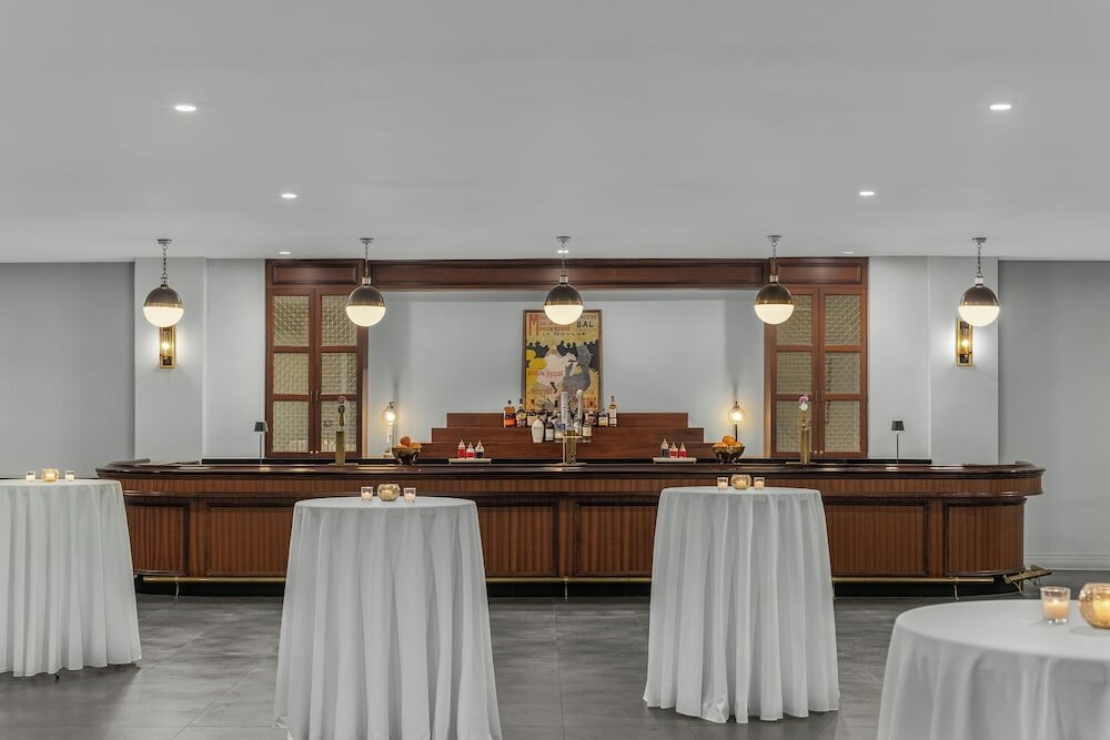 Фото The Jung Hotel and Residences