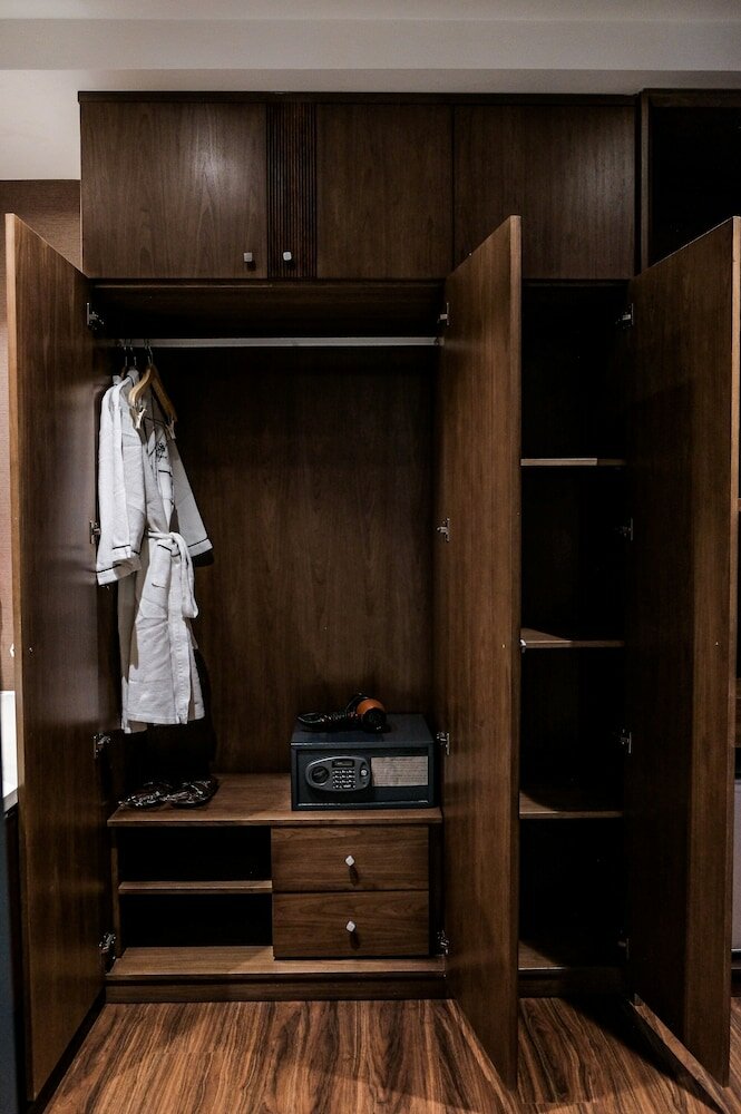 Фото Signature Boutique Hotel