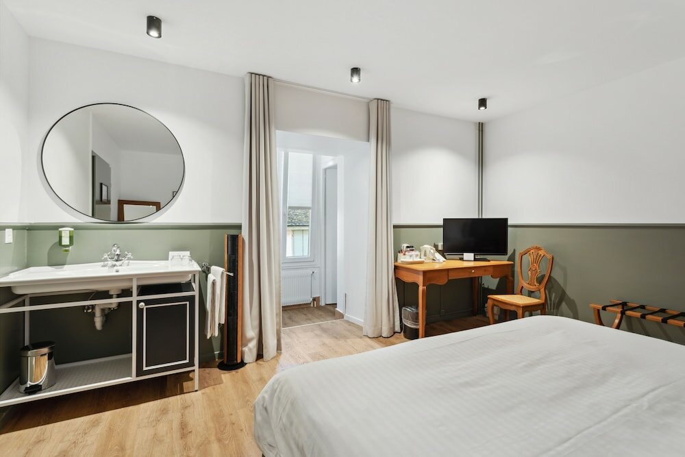 Фото Hôtel de la Couronne