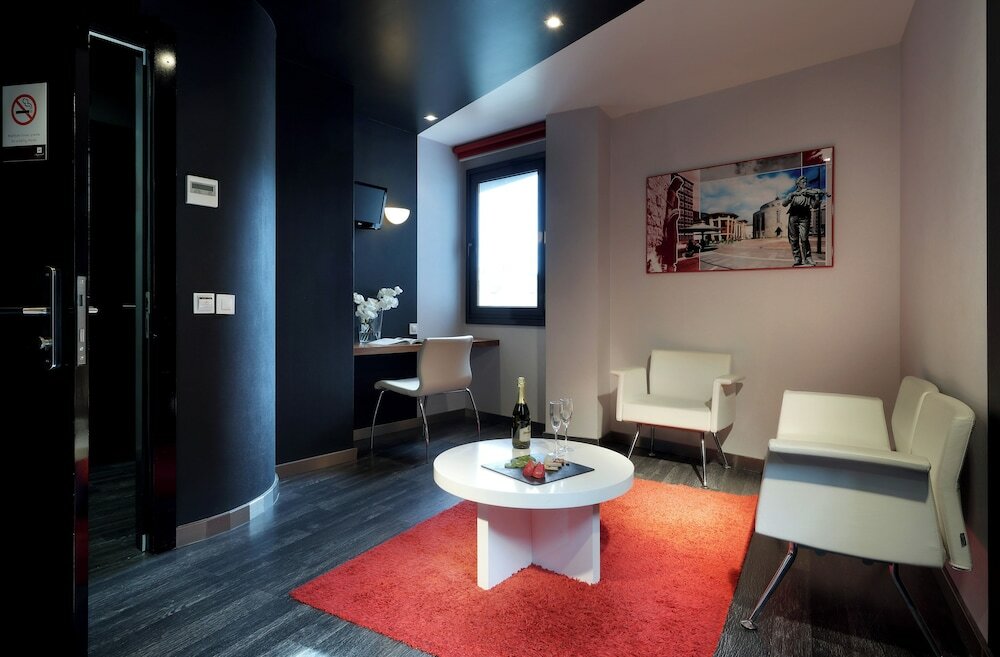 Фото Exe Hotel El Magistral