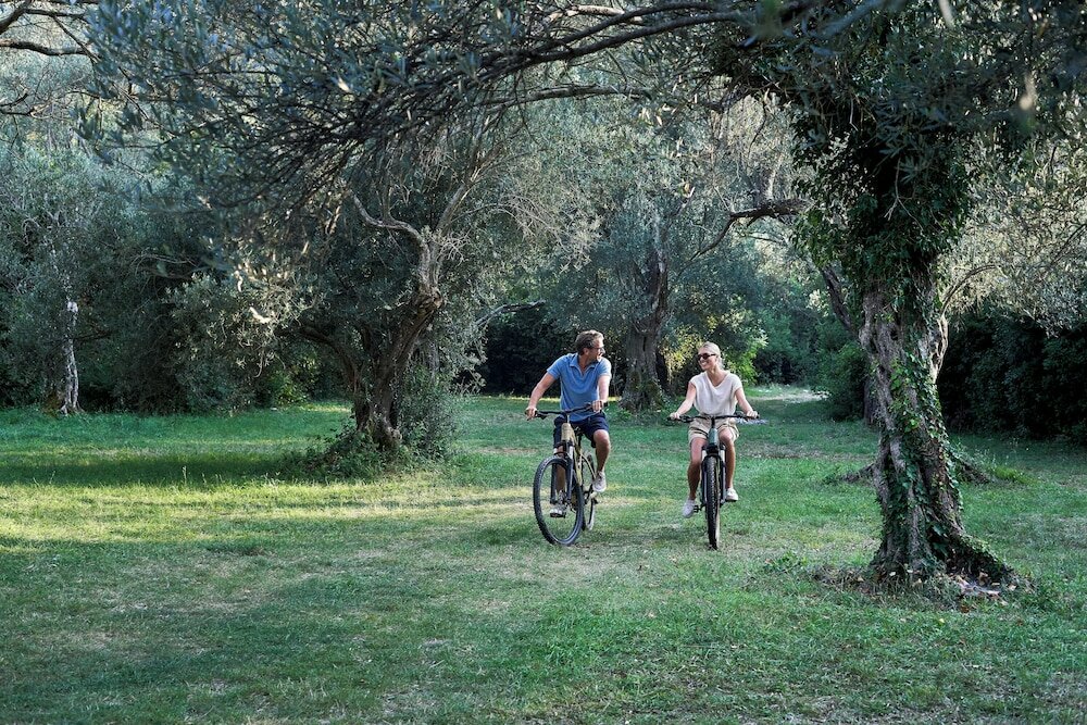 Фото The Chedi Lustica Bay