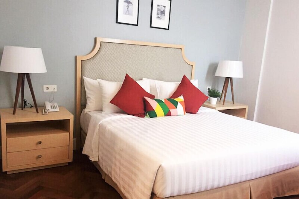 Фото White Tree Residence